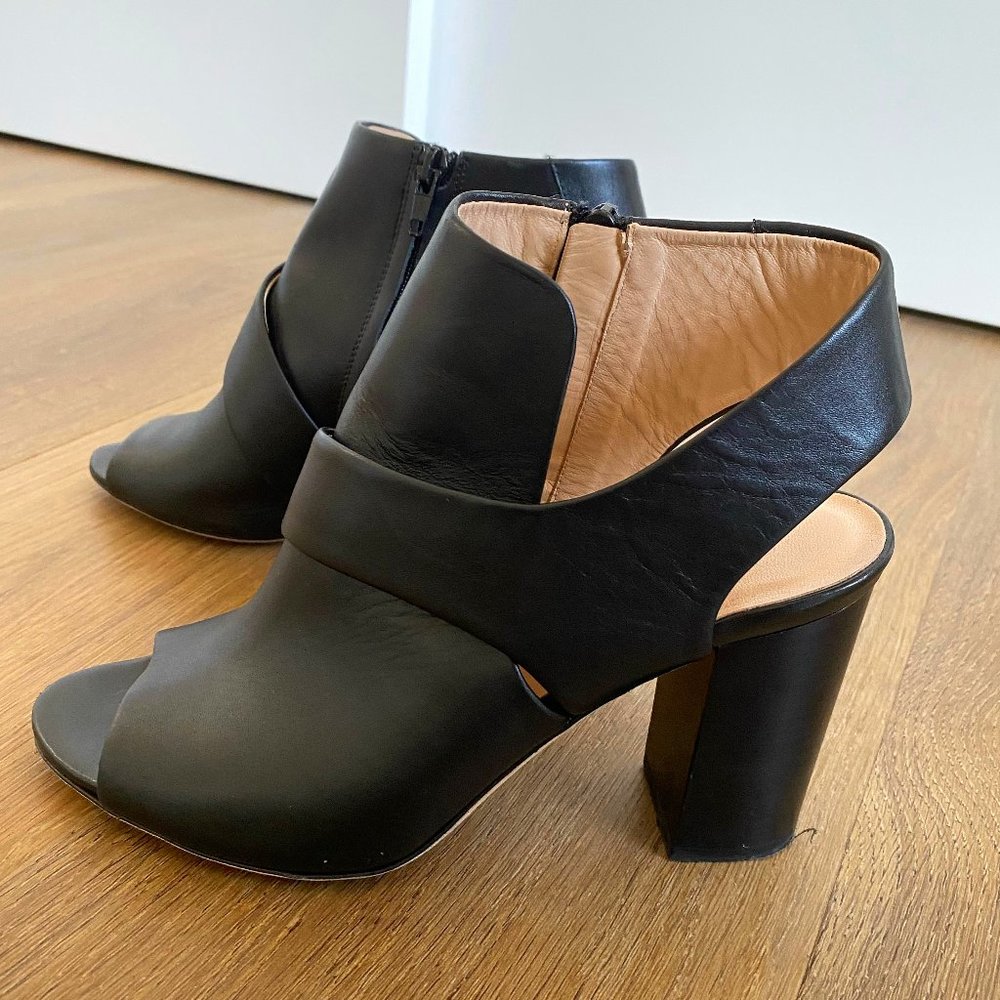 Club Monaco Black Leather Peep Toe Booties 38